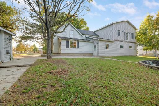 412 Prairie Avenue, Faribault, MN 55021