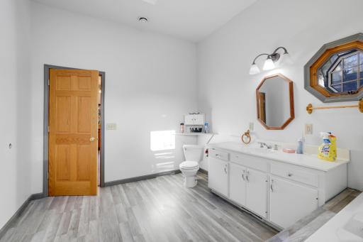 412 Prairie Avenue, Faribault, MN 55021