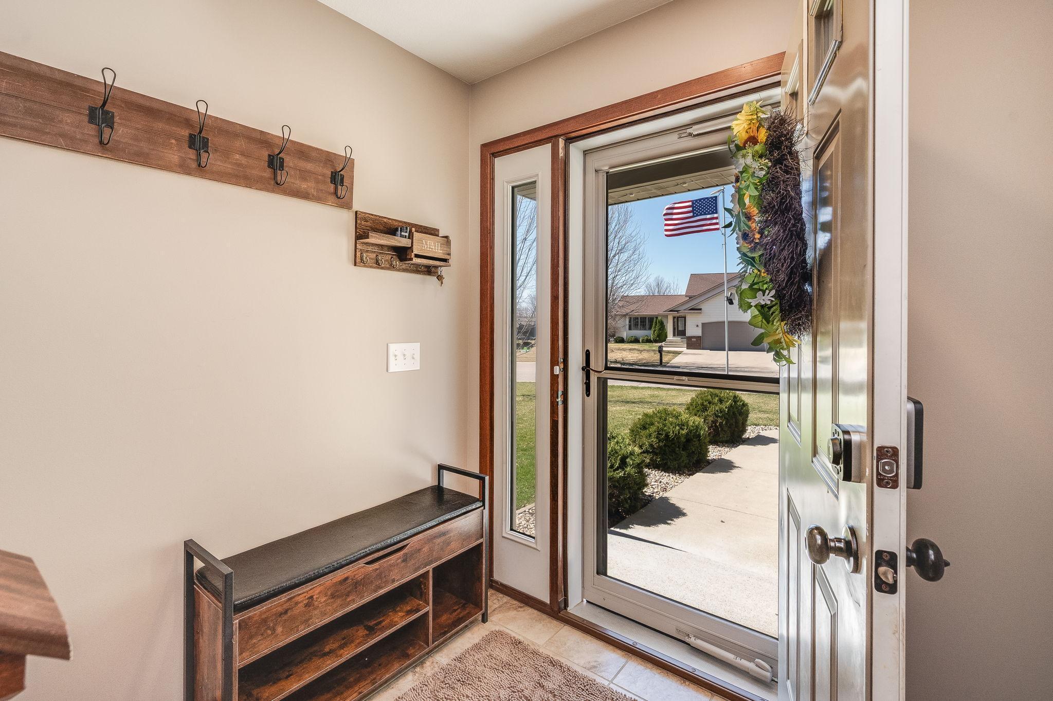 403 Perry St Eagle Lake MN-19.jpg