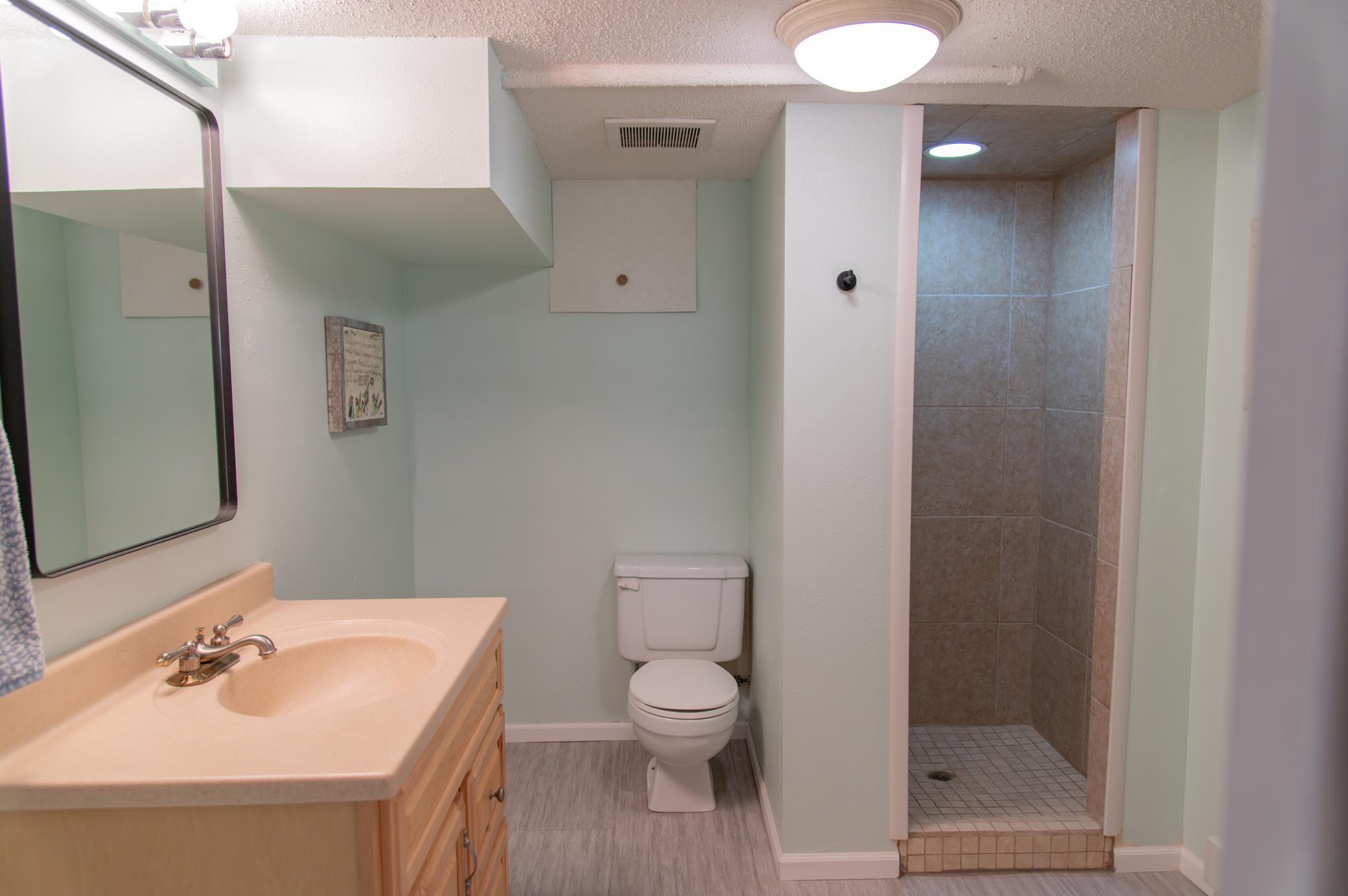 4th bathroom