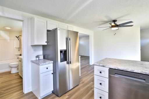 709 8th Avenue NW, Waseca, MN 56093