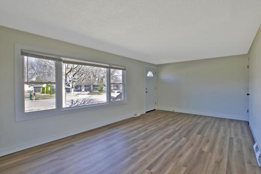 709 8th Avenue NW, Waseca, MN 56093