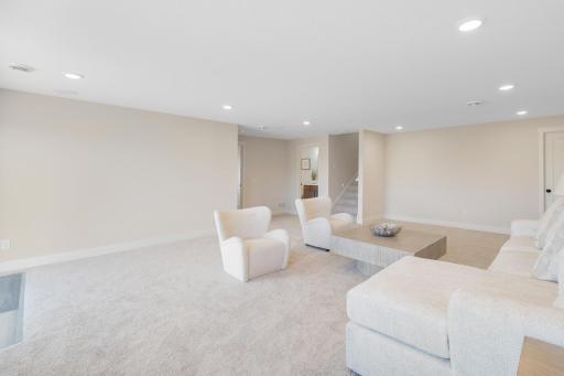 10490 Kahlen Drive NE, Hanover, MN 55341