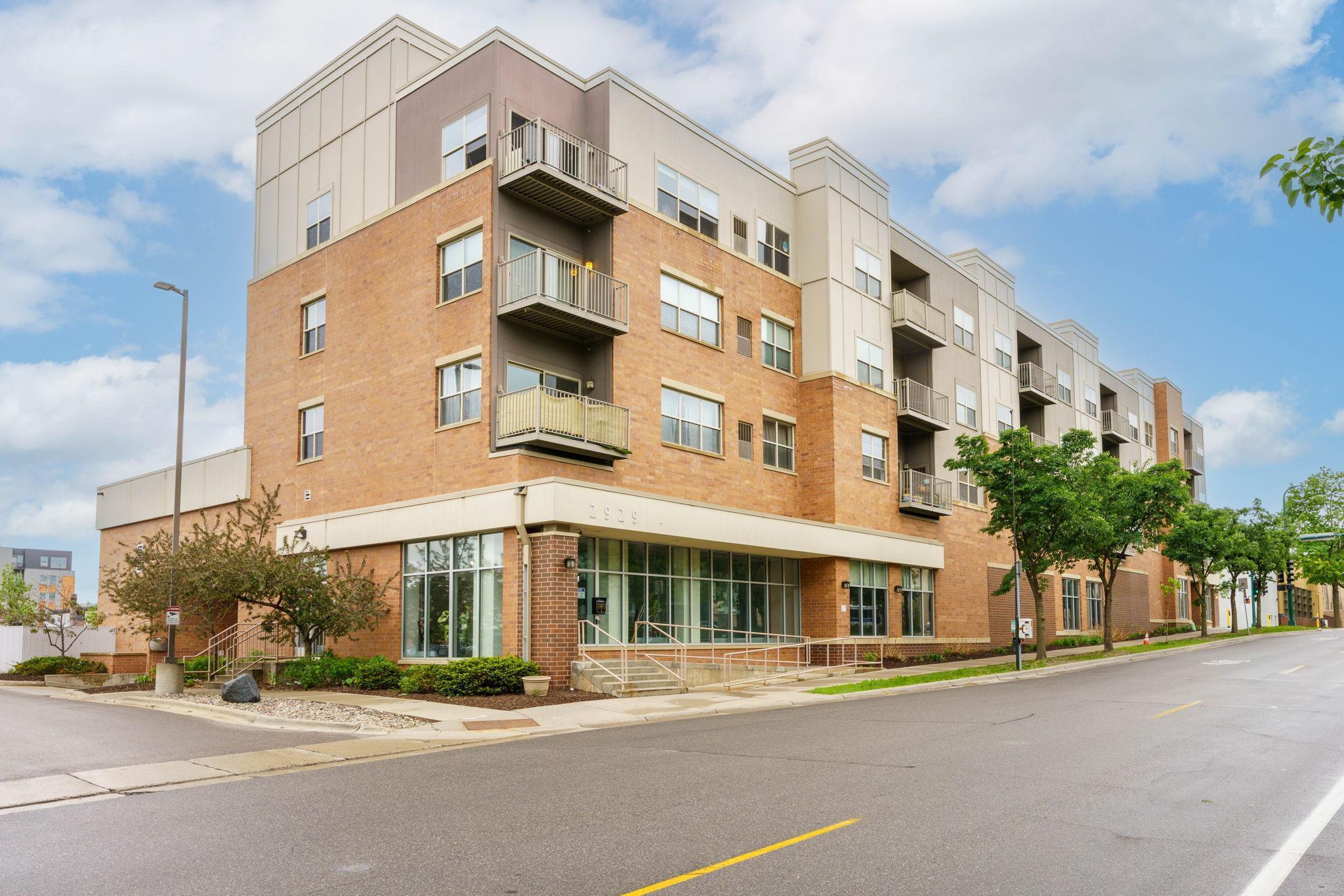 Corridor Flats (Second floor balcony)