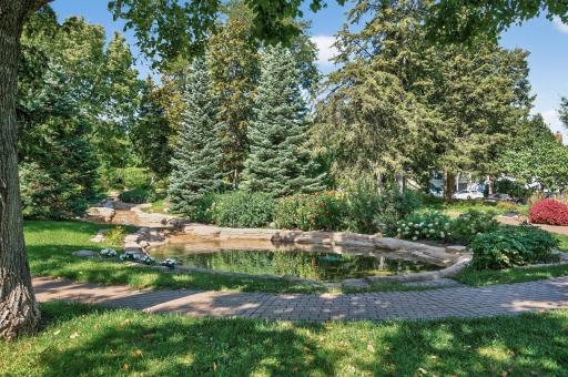 821 Douglas Avenue, 204, Minneapolis, MN 55403