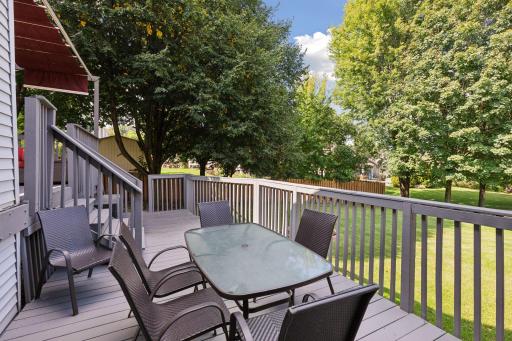 20911 Jameswood Court, Lakeville, MN 55044