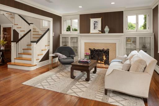 2554 W Lake Of The Isles Parkway, Minneapolis, MN 55405