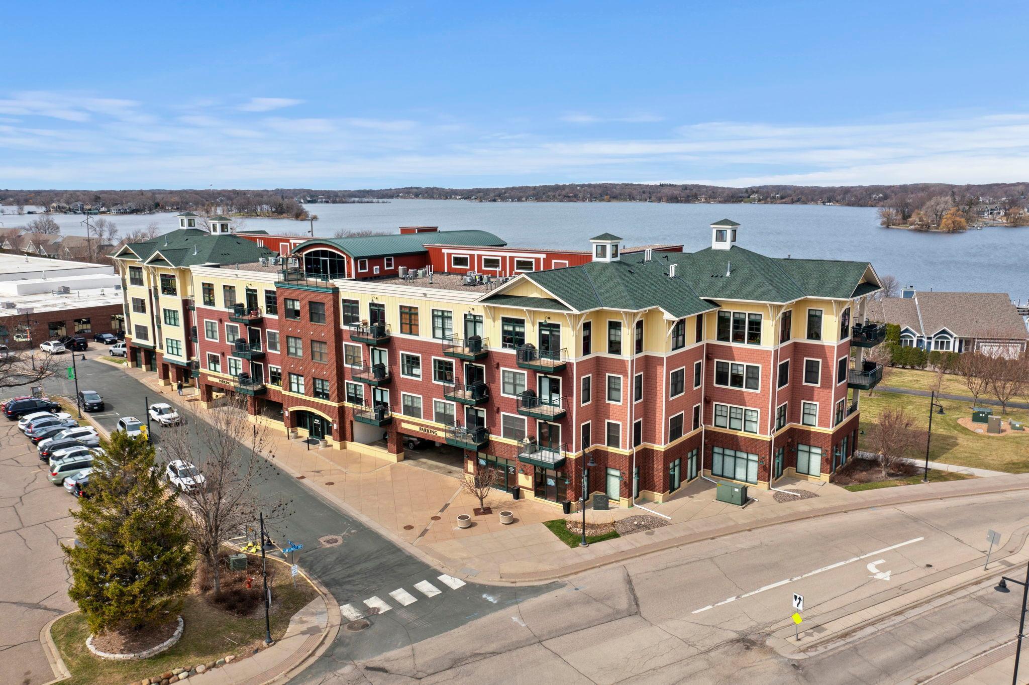 Welcome to 4100 Spring St! #314 is a stunning corner unit offering breathtaking views of Lake Minnetonka. Enjoy panoramic scenery from your private deck, all just steps from the marina, scenic trails, and local shopping & dining.
