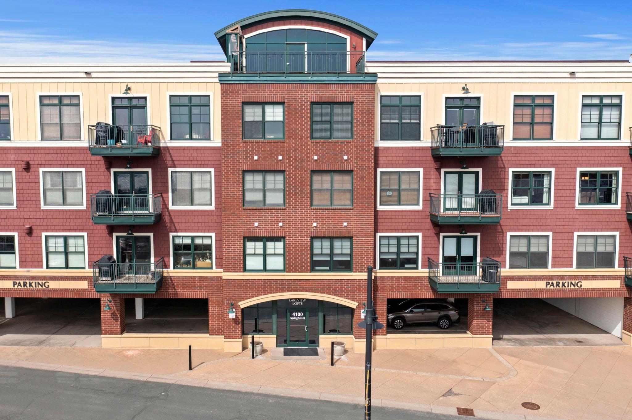 The unit includes 2 covered parking spots, storage unit and access to an exercise room and fantastic top floor clubhouse!
