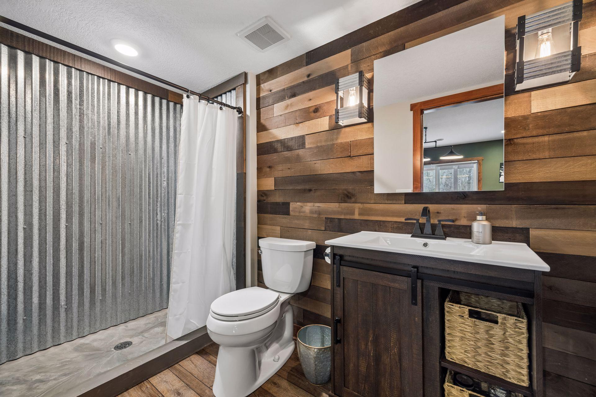 Lower Level 3/4 Bath