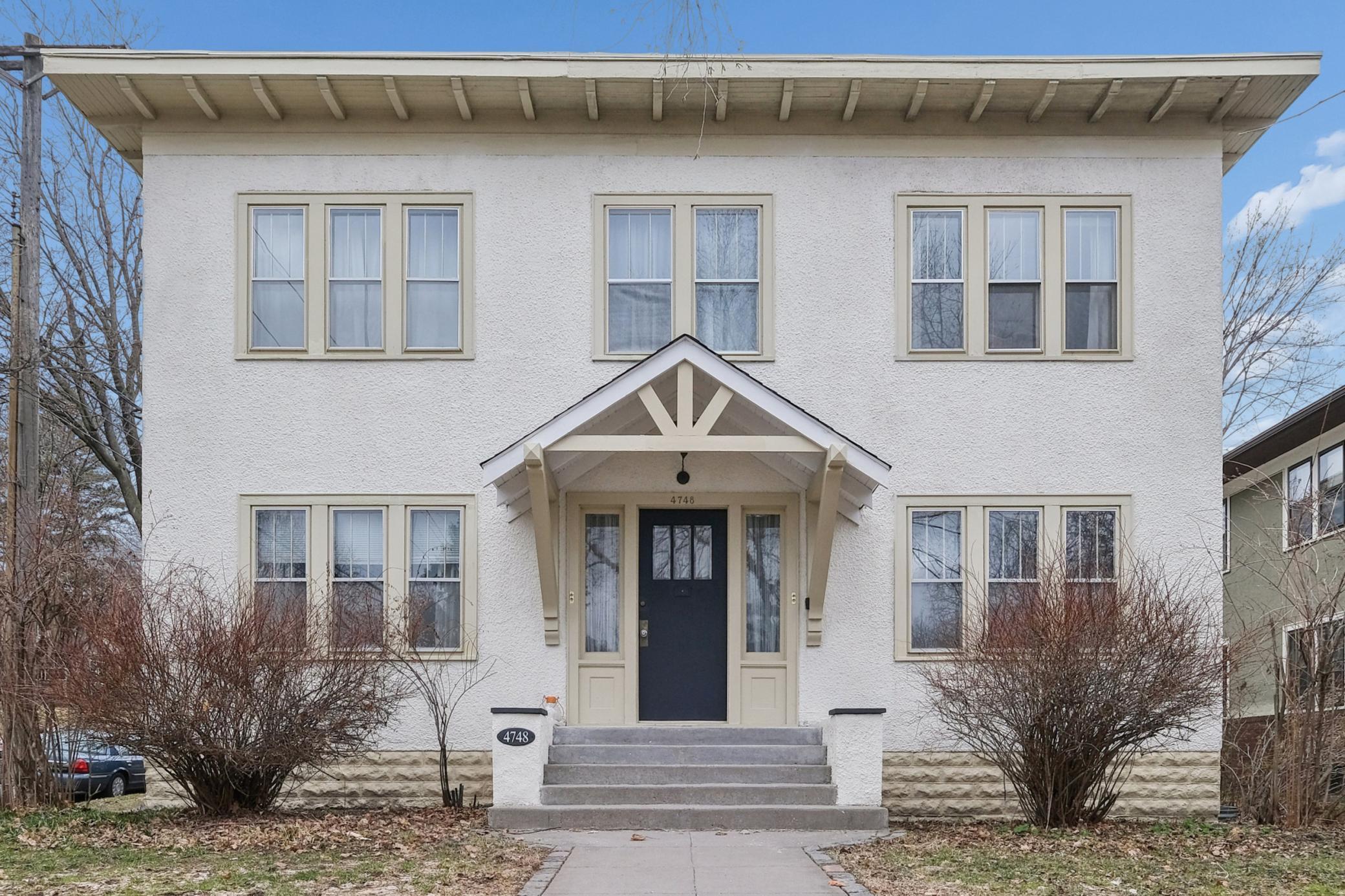 Front view of 4748 Blaisdell