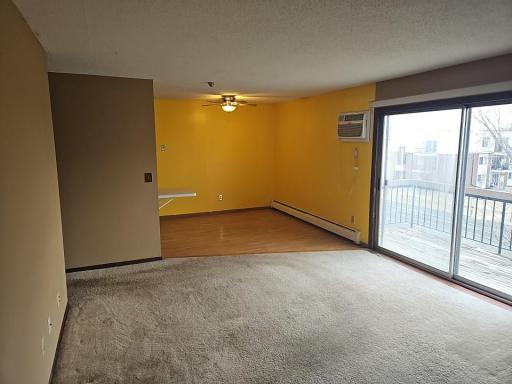 2800 Hillsboro Avenue N, 307, New Hope, MN 55427