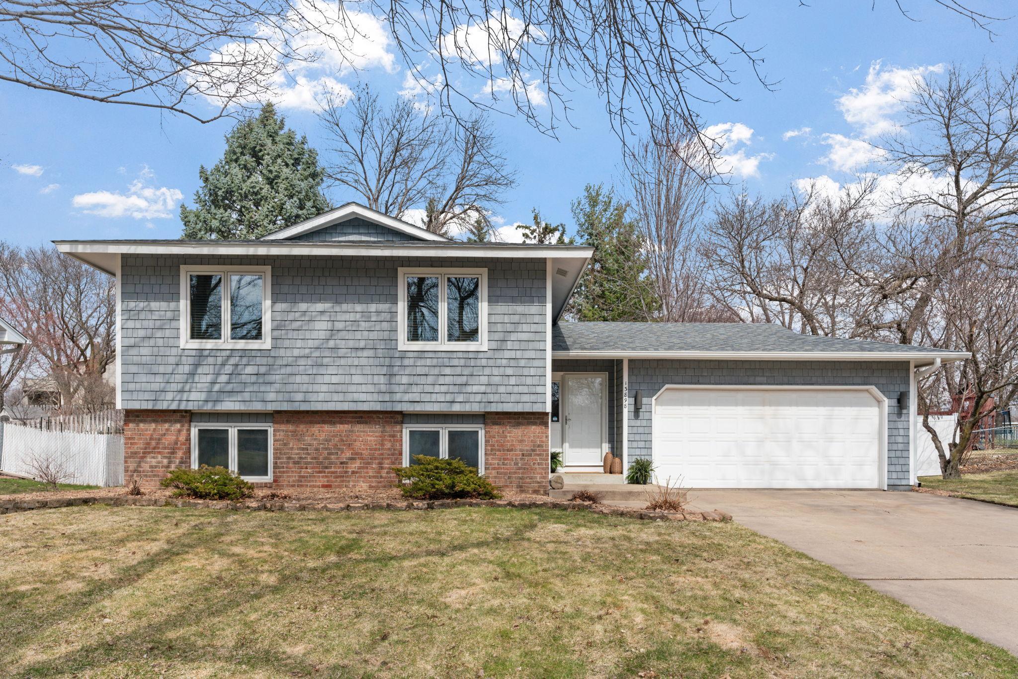 3-web-or-mls-13898 78th Ave N-3.jpg