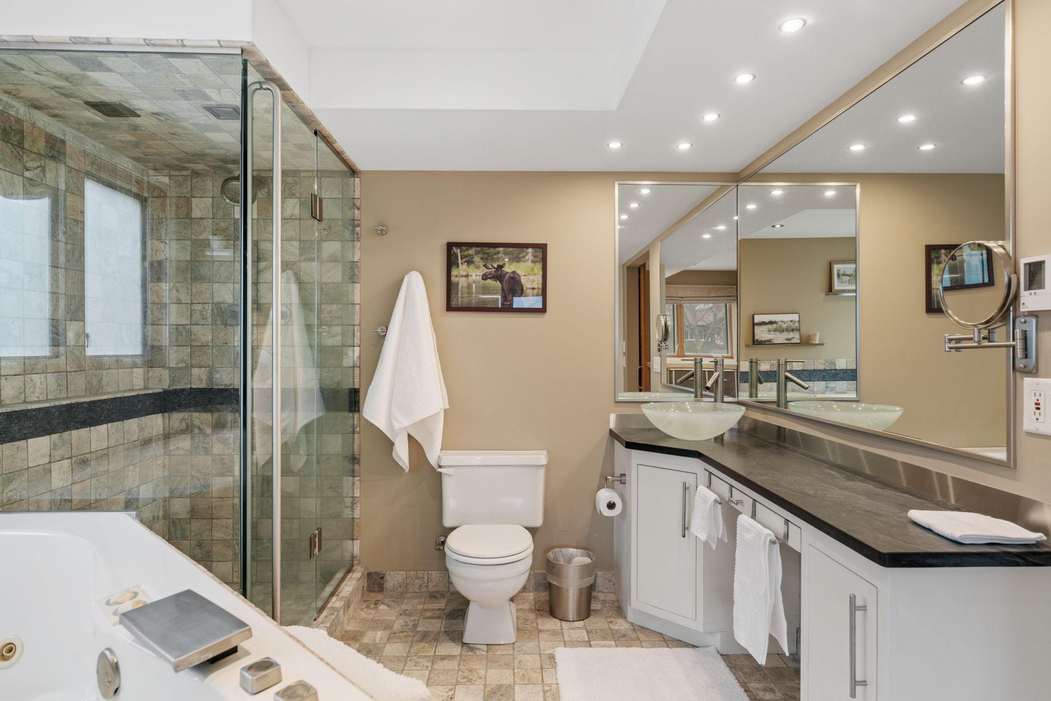 60-web-or-mls-13898 78th Ave N-60.jpg