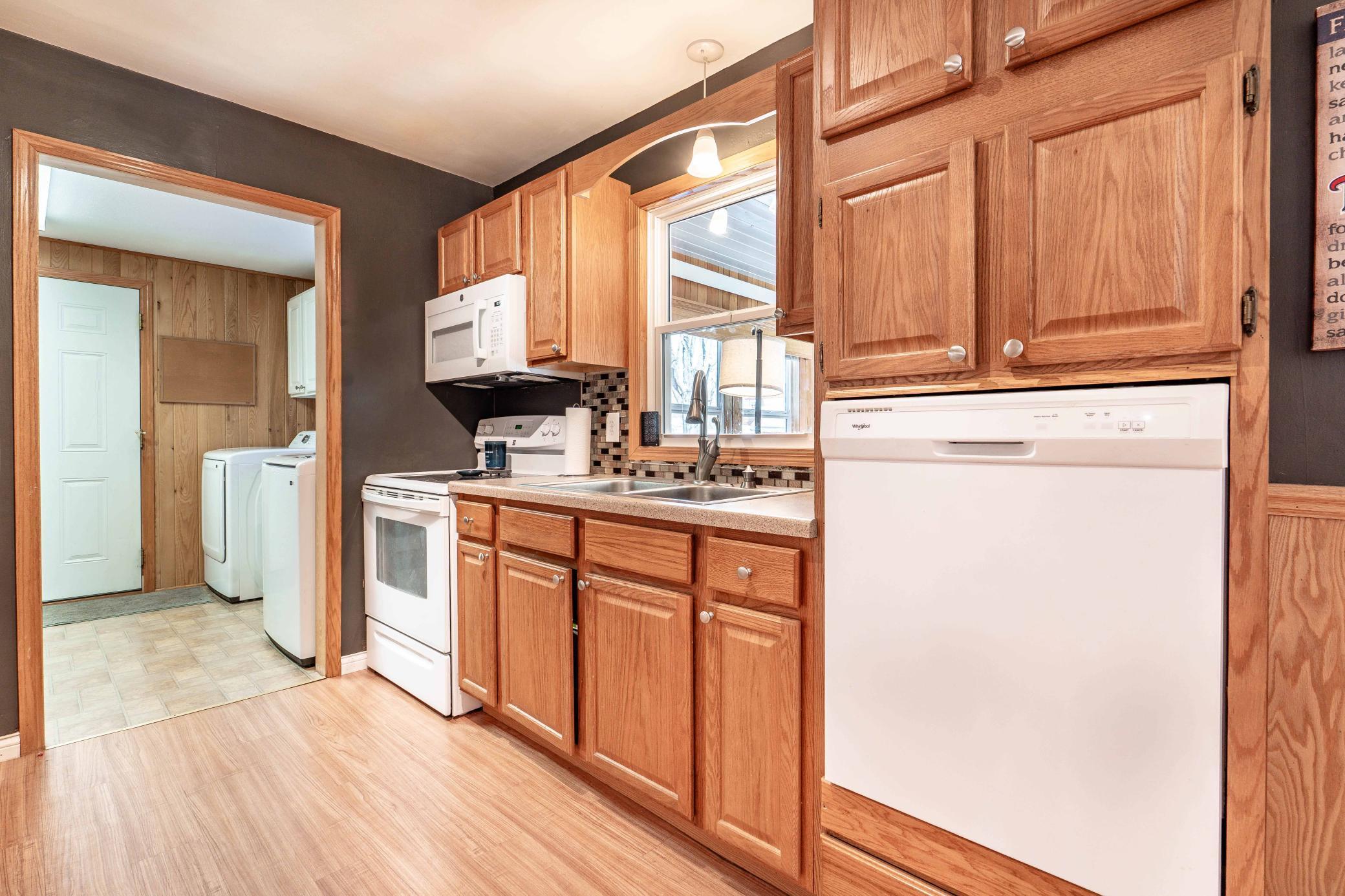 400 W Douglas Ave FF-210.jpg