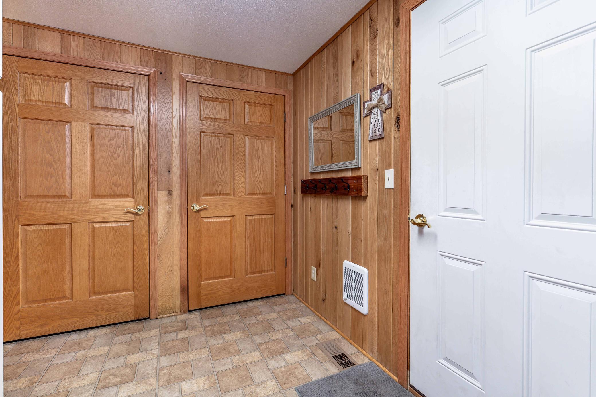 400 W Douglas Ave FF-224.jpg