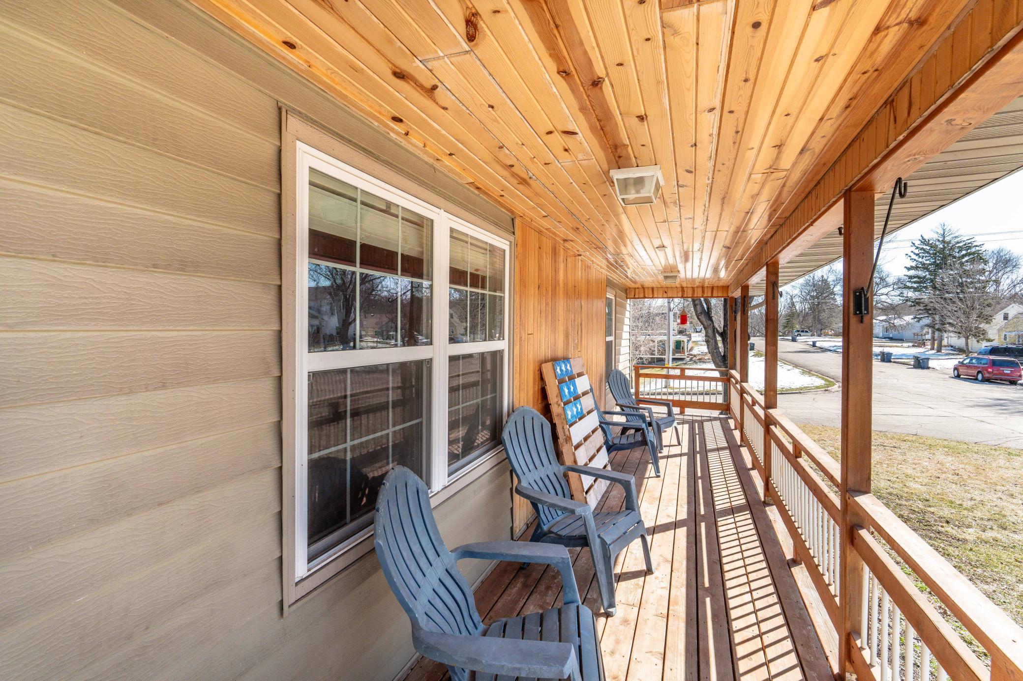 400 W Douglas Ave FF-107.jpg