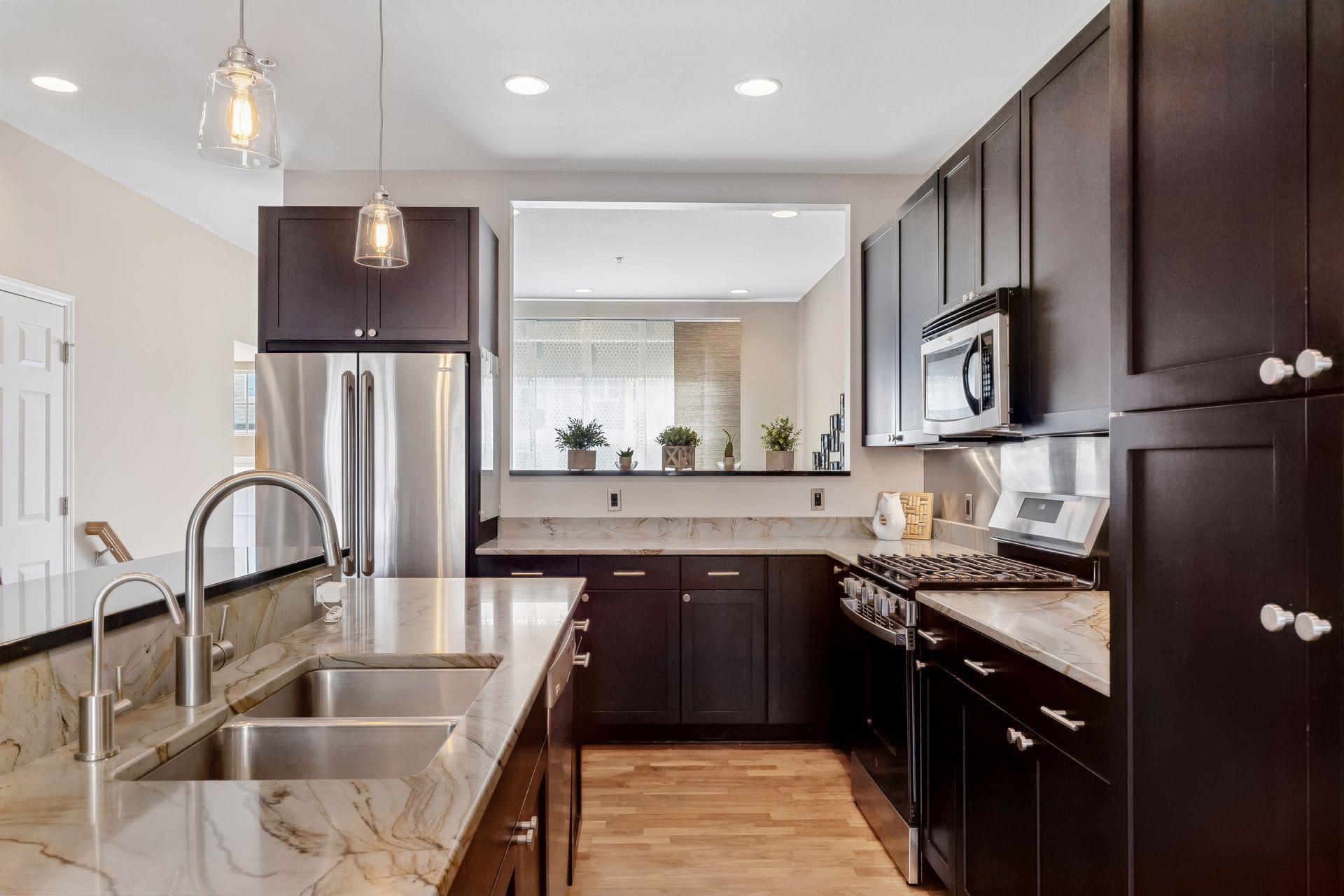 Open area above family room - more natural light