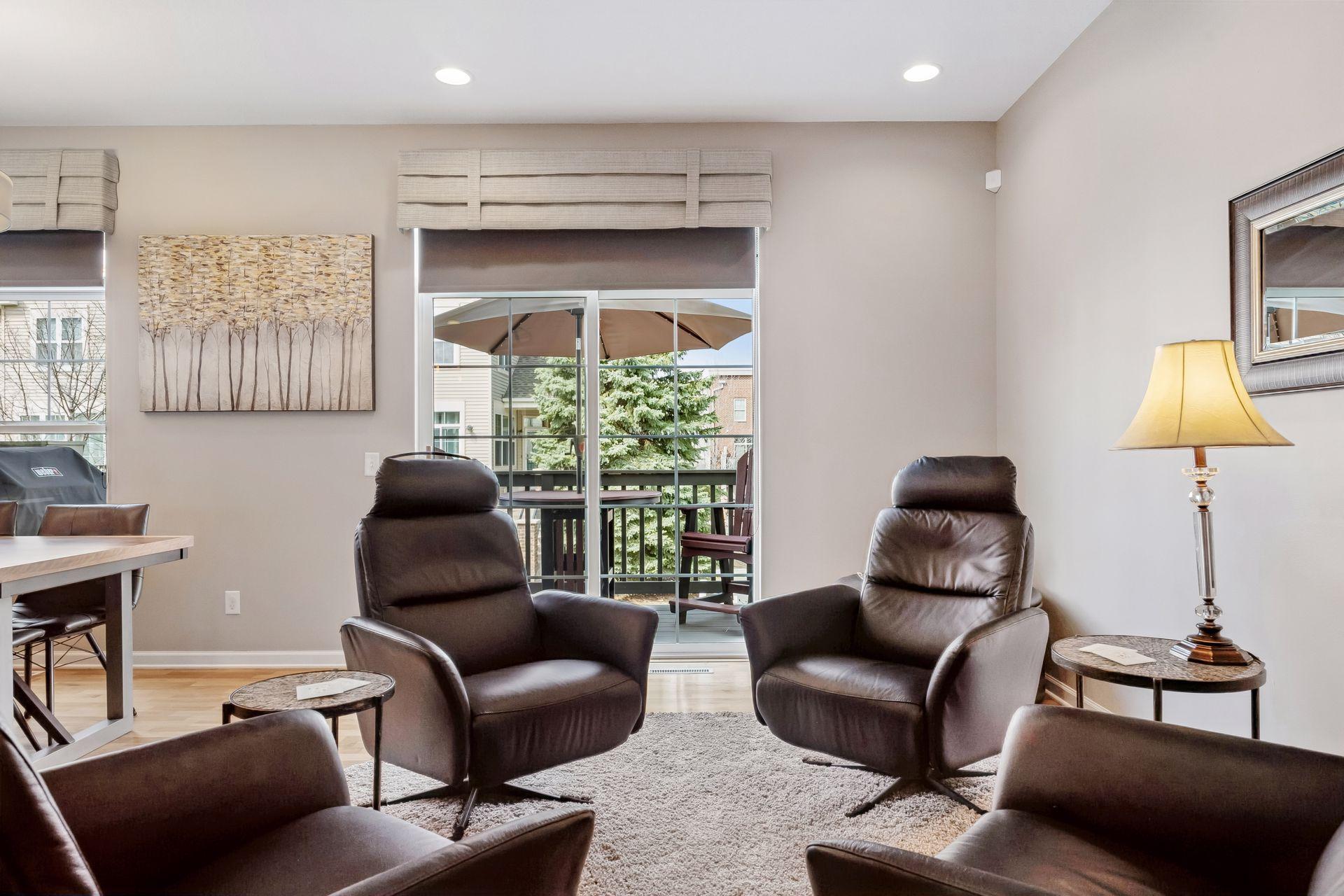 Deck off of sitting area