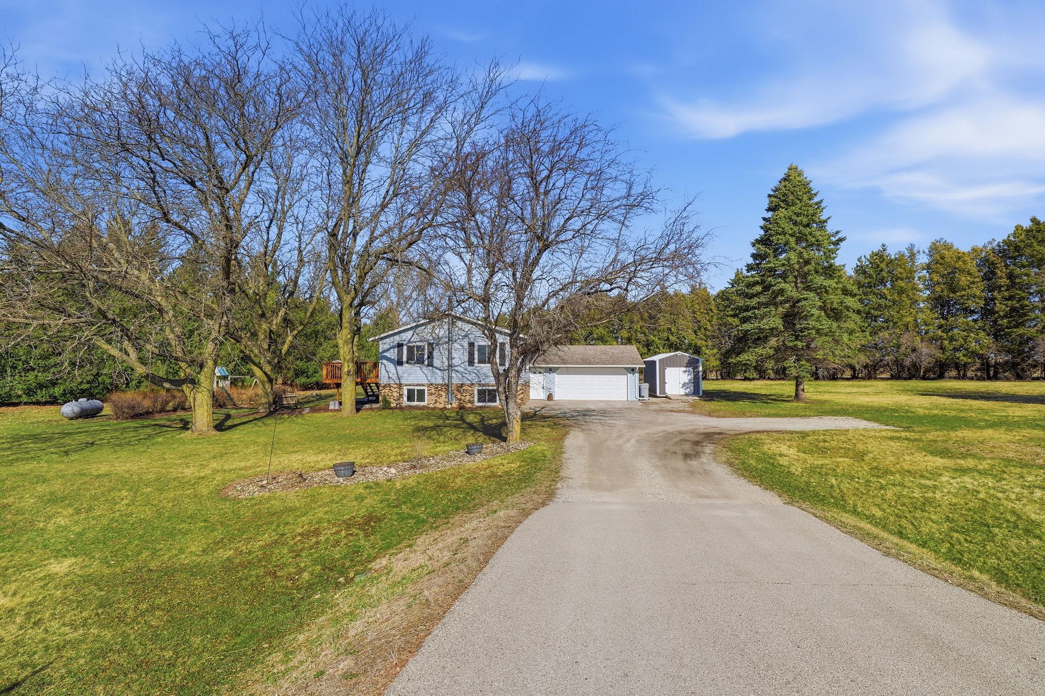 What a beautiful setting!