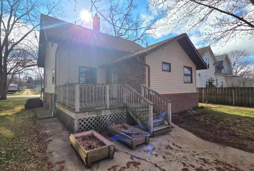 511 W 1st Street, Lakefield, MN 56150