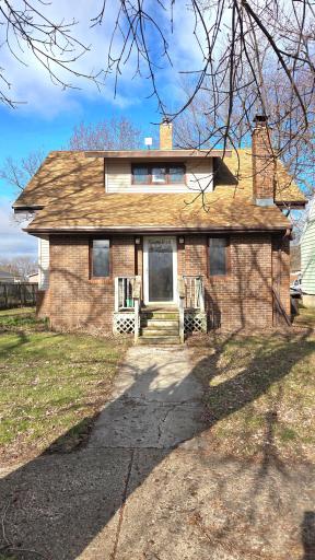 511 W 1st Street, Lakefield, MN 56150