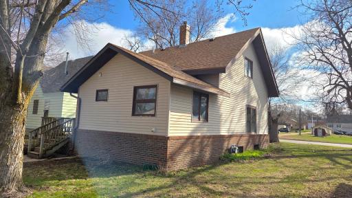 511 W 1st Street, Lakefield, MN 56150