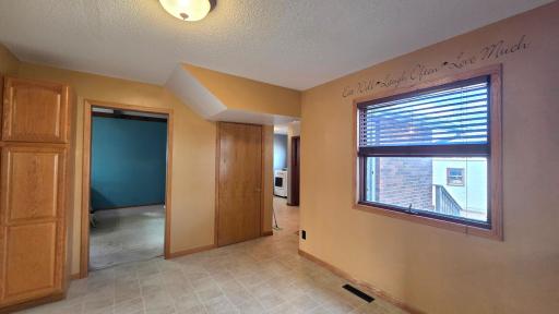 511 W 1st Street, Lakefield, MN 56150