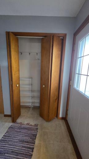 511 W 1st Street, Lakefield, MN 56150