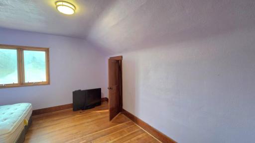 511 W 1st Street, Lakefield, MN 56150