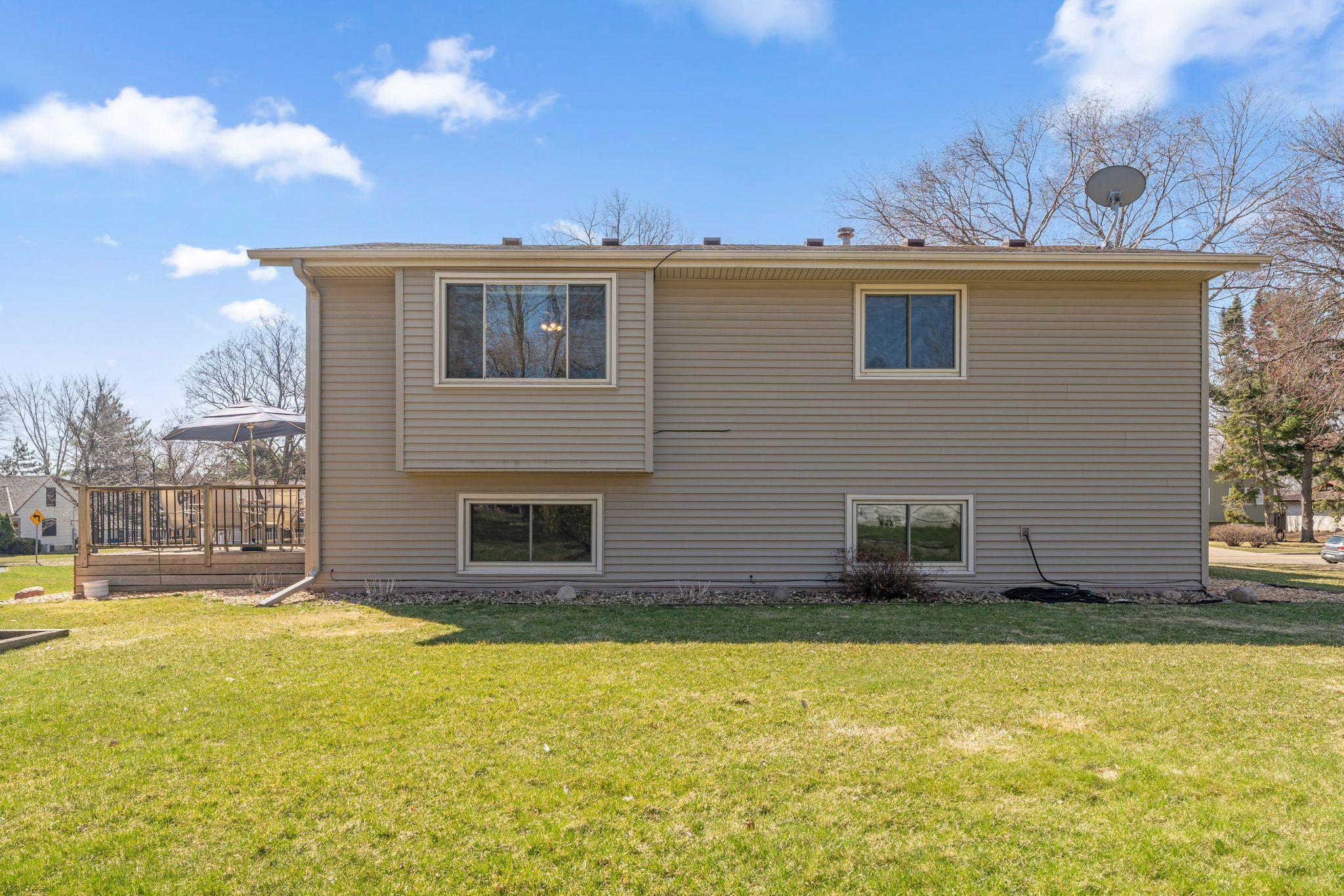 Views of back of the Garden House