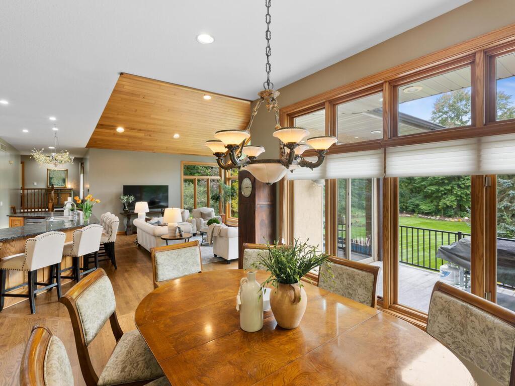 20025 Jeffrey Ave N Forest Lake MN 55025 USA-032-061-029-MLS_Size.jpg