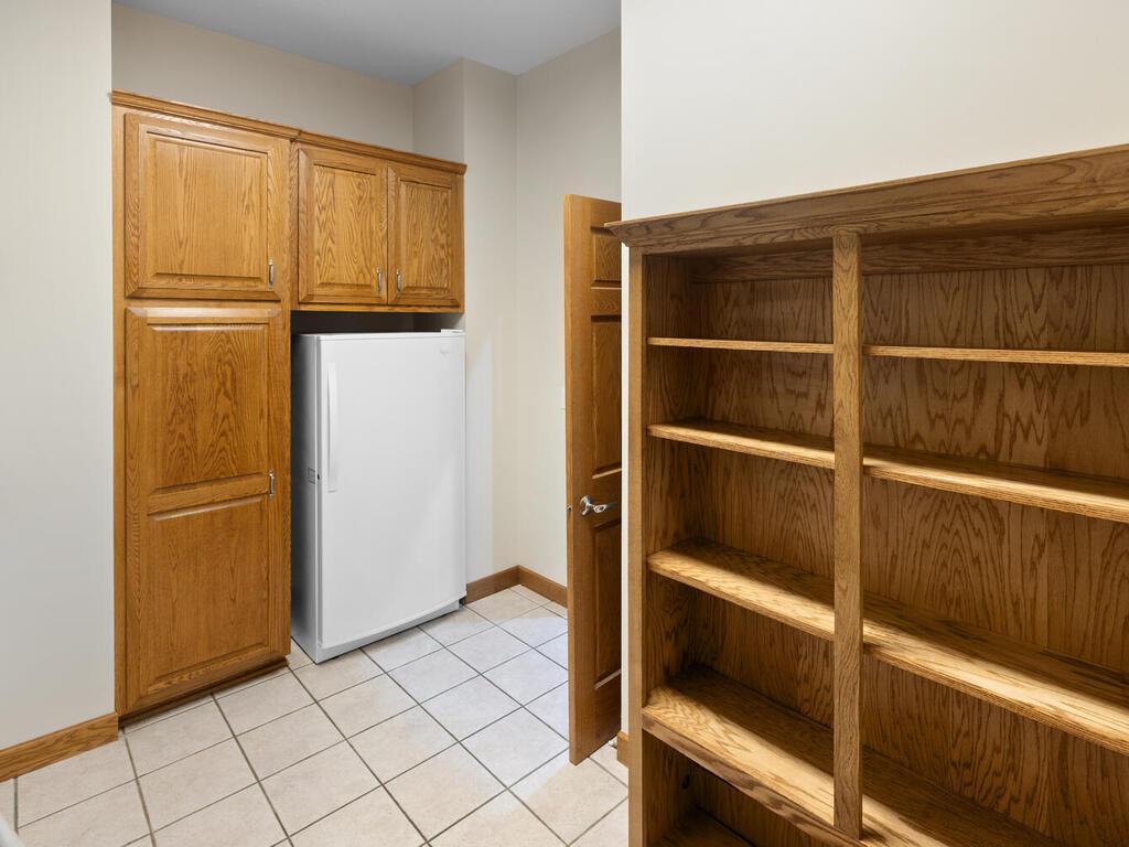 20025 Jeffrey Ave N Forest Lake MN 55025 USA-044-047-041-MLS_Size.jpg