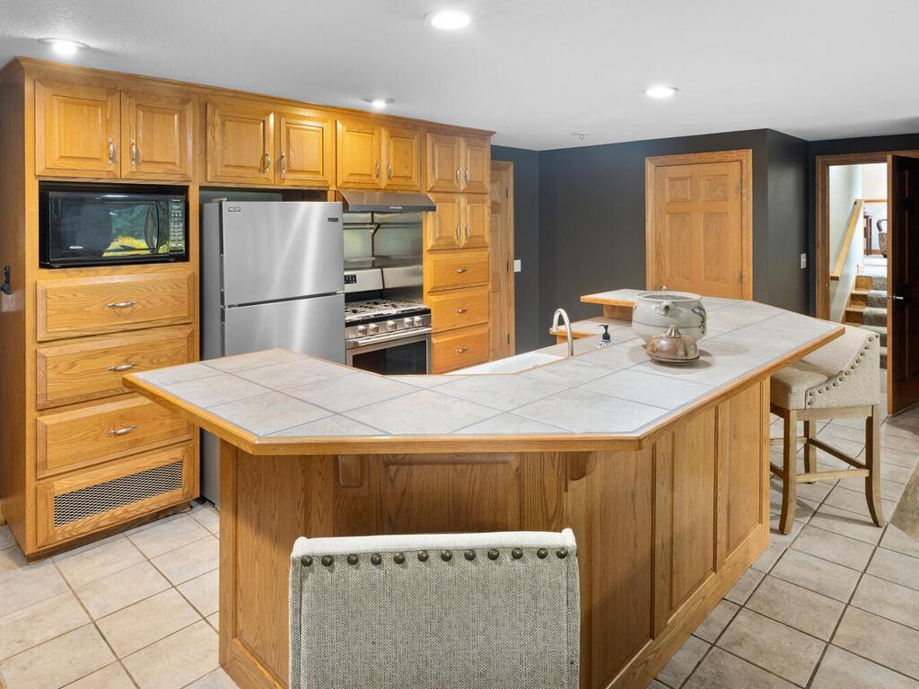 20025 Jeffrey Ave N Forest Lake MN 55025 USA-058-060-055-MLS_Size.jpg