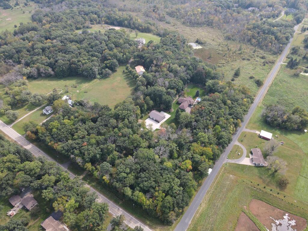 20025 Jeffrey Ave N Forest Lake MN 55025 USA-001-011-001-MLS_Size.jpg