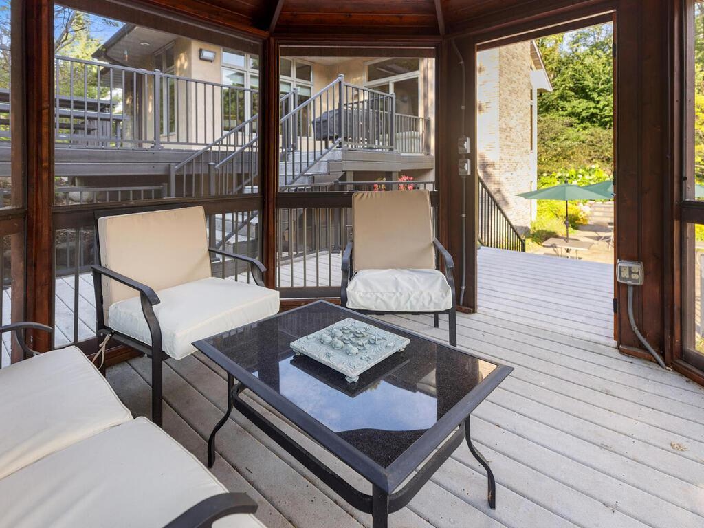 20025 Jeffrey Ave N Forest Lake MN 55025 USA-017-052-066-MLS_Size.jpg