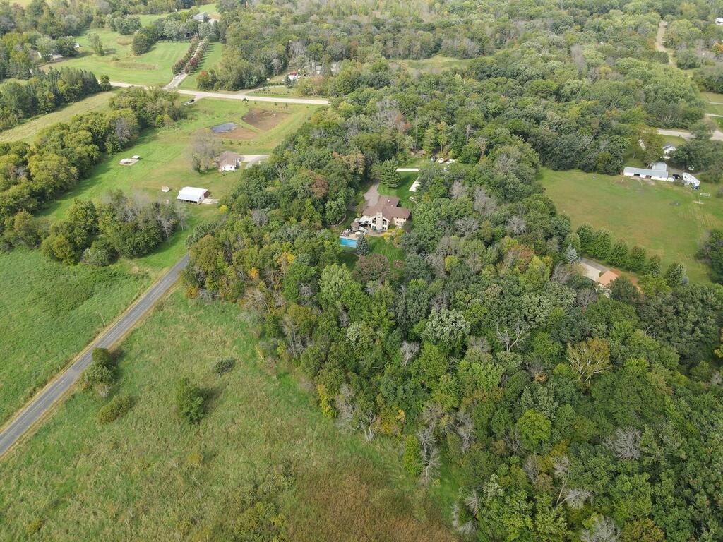 20025 Jeffrey Ave N Forest Lake MN 55025 USA-006-001-006-MLS_Size.jpg