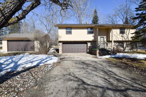 105 Valley View Road, Karlstad, MN 56732