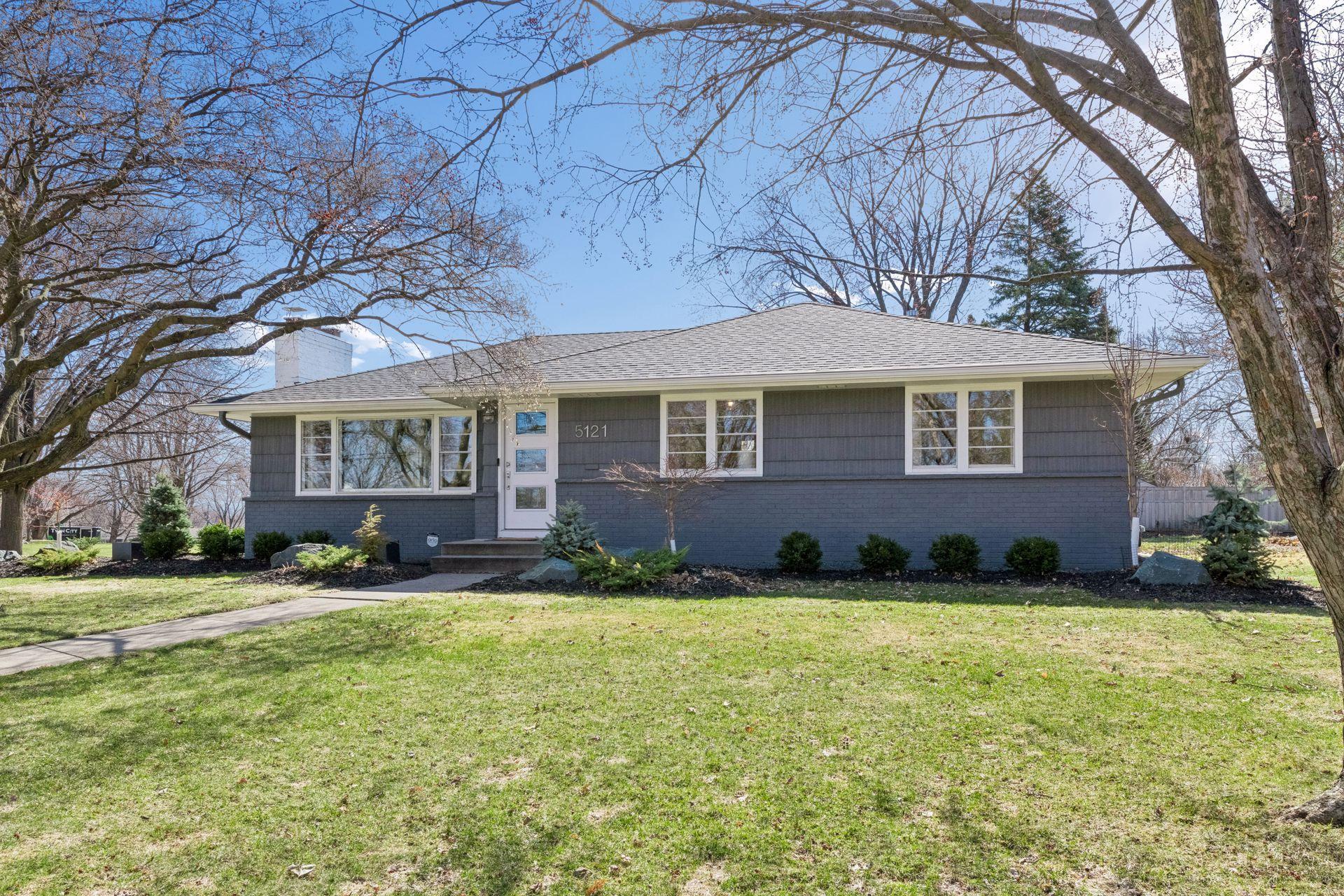 5121 Valley View Road - Spacecrafting - 0002.jpg