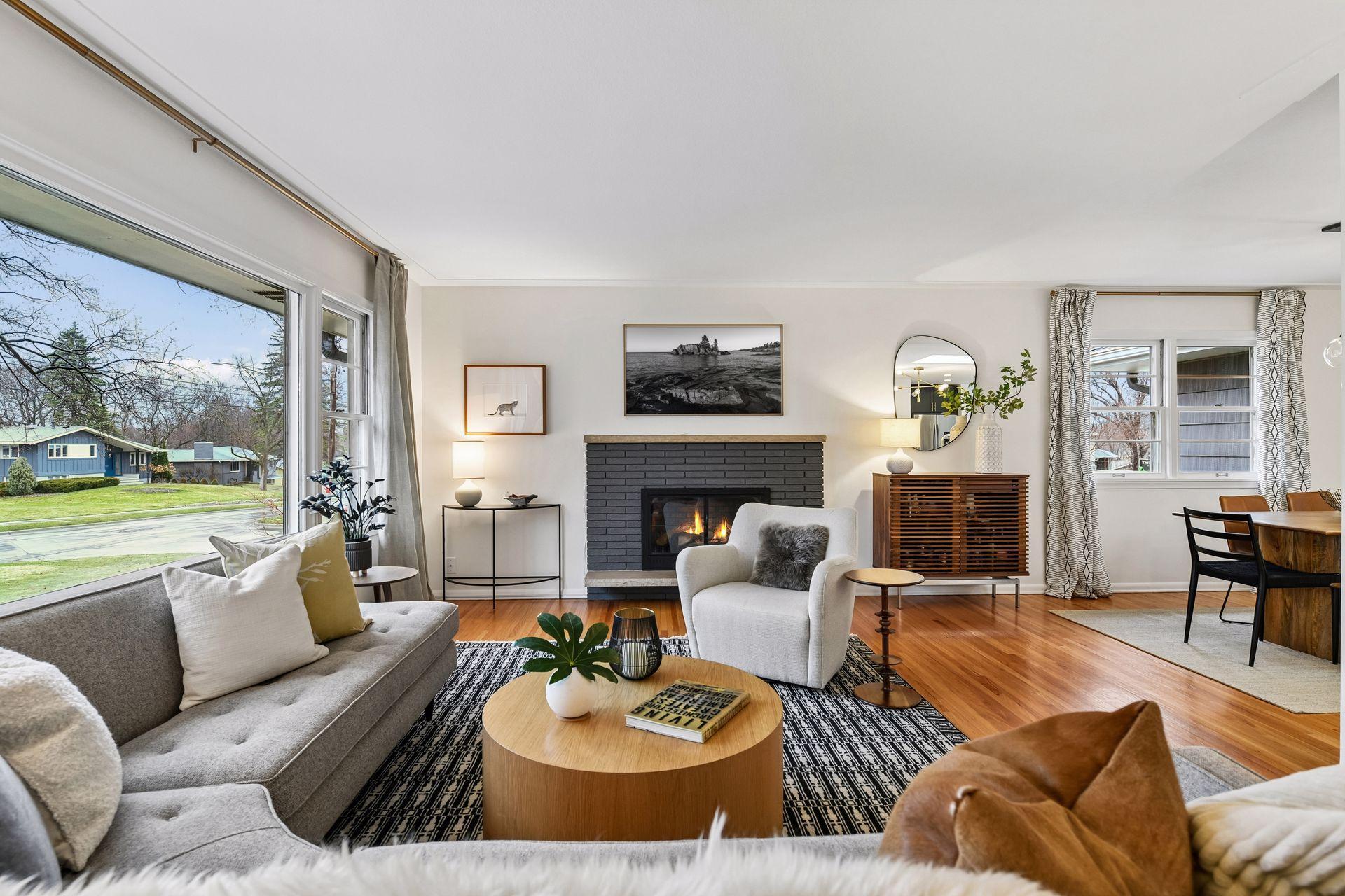 5121 Valley View Road - Spacecrafting - 0006.jpg