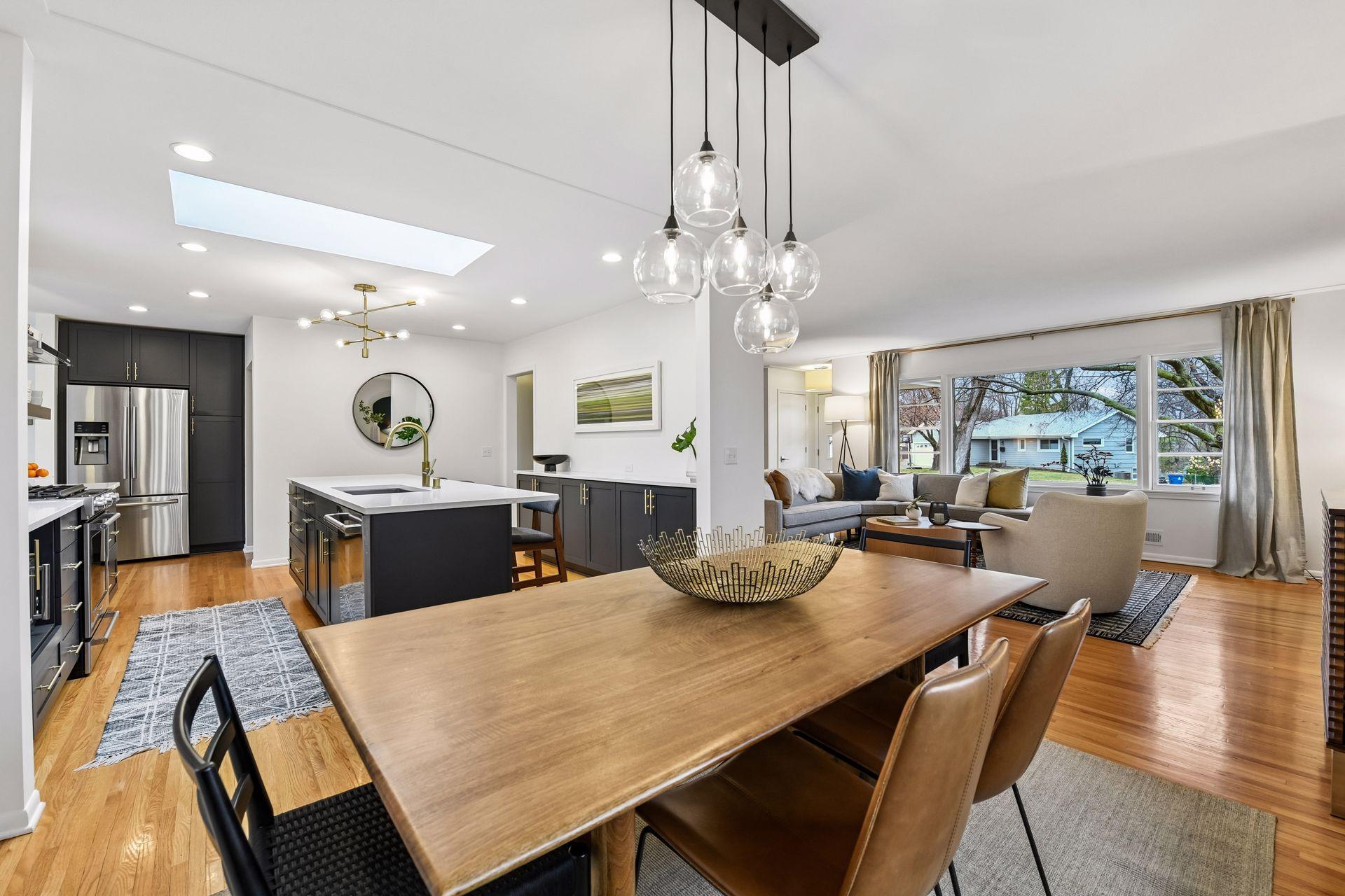 5121 Valley View Road - Spacecrafting - 0023.jpg