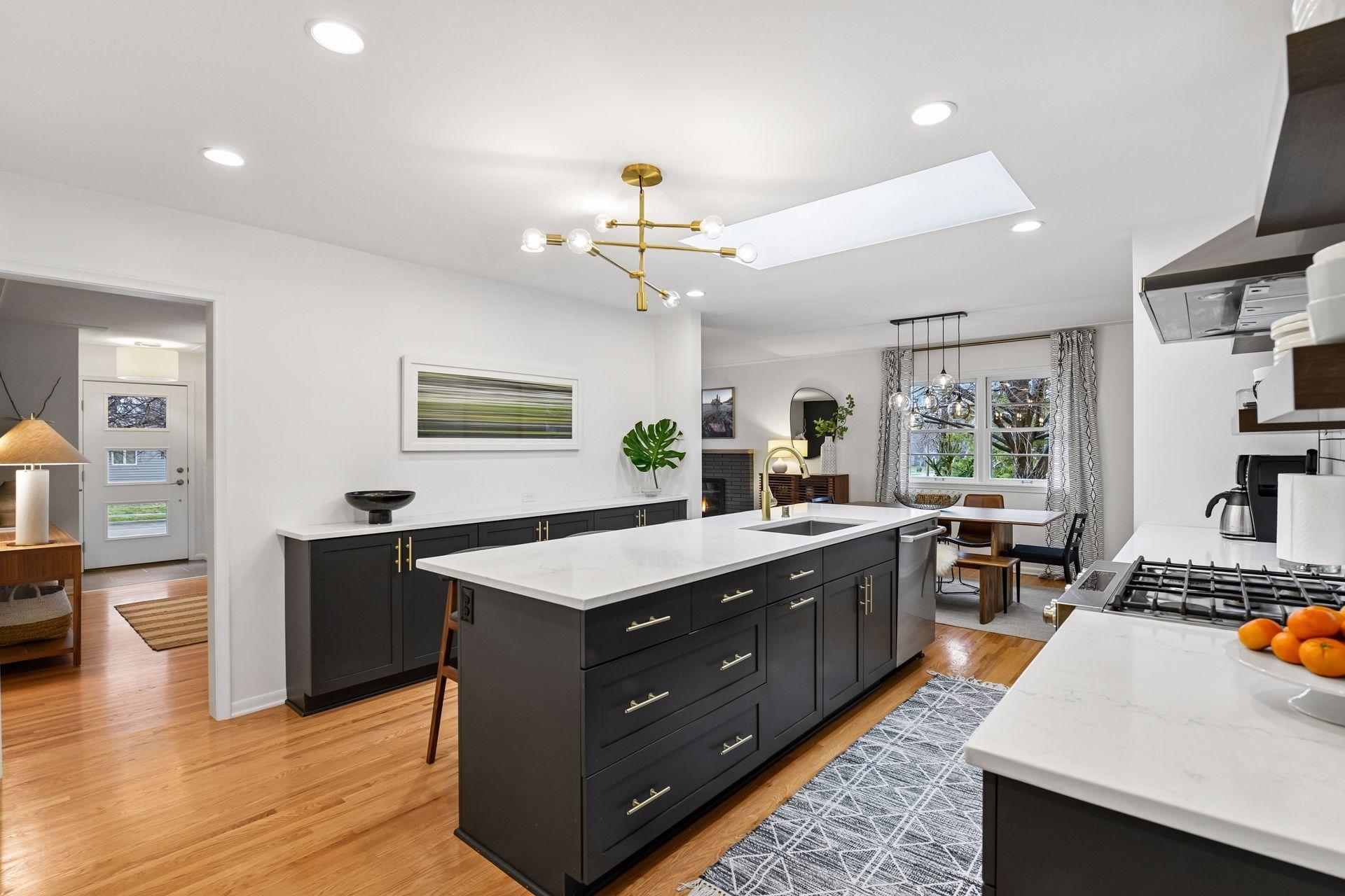 5121 Valley View Road - Spacecrafting - 0017.jpg