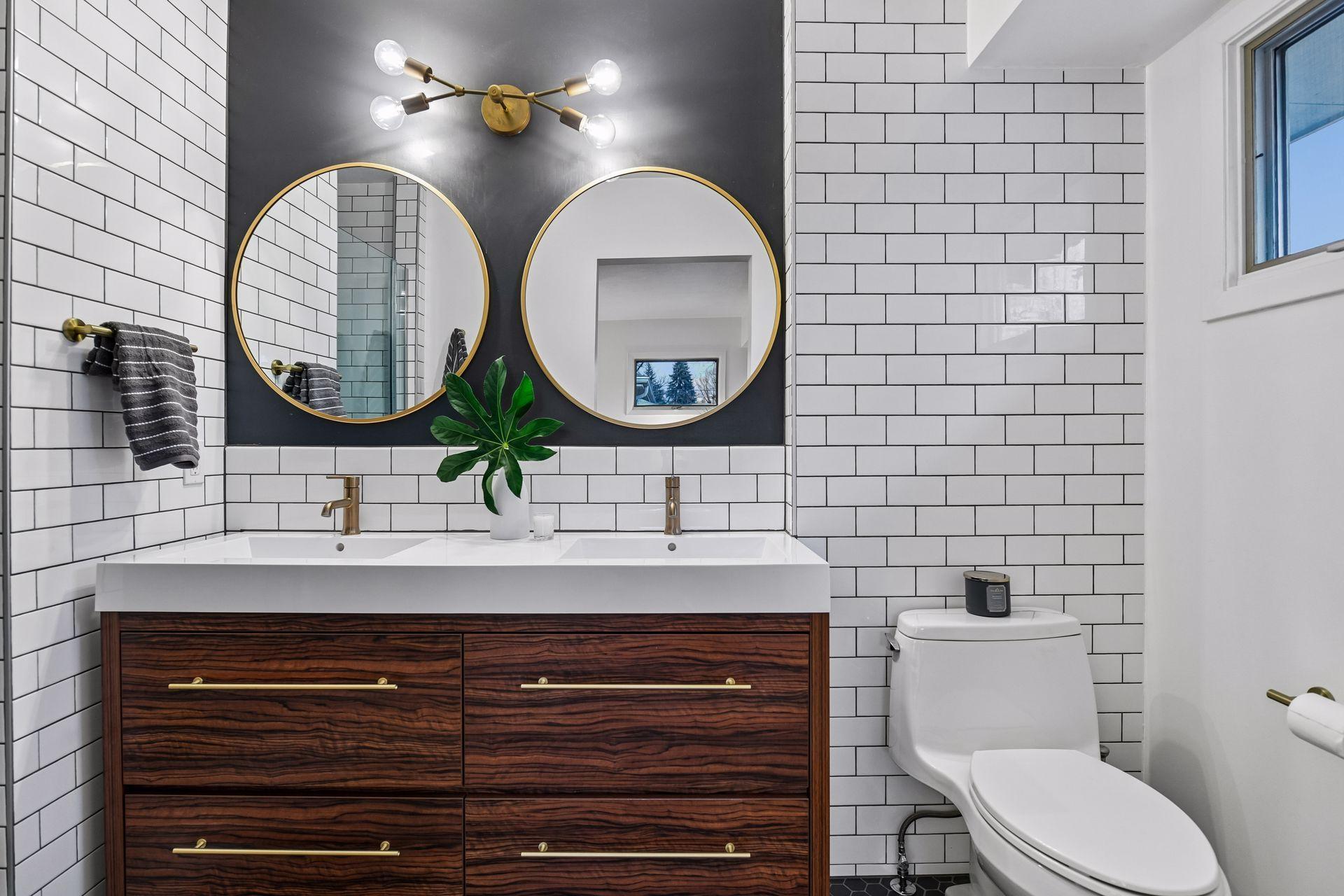 5121 Valley View Road - Spacecrafting - 0031.jpg