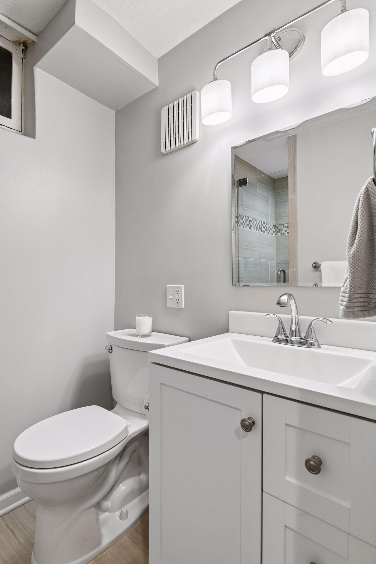 5121 Valley View Road - Spacecrafting - 0048.jpg