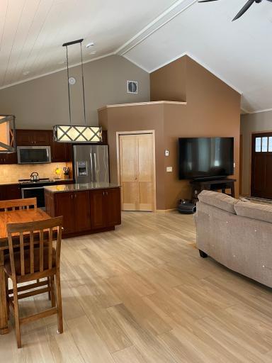 1552 Cedar Circle, Cloquet, MN 55720