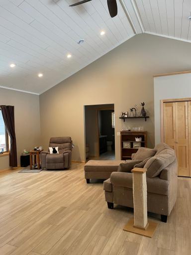 1552 Cedar Circle, Cloquet, MN 55720