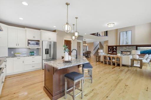 18928 Katrine Court, Lakeville, MN 55044