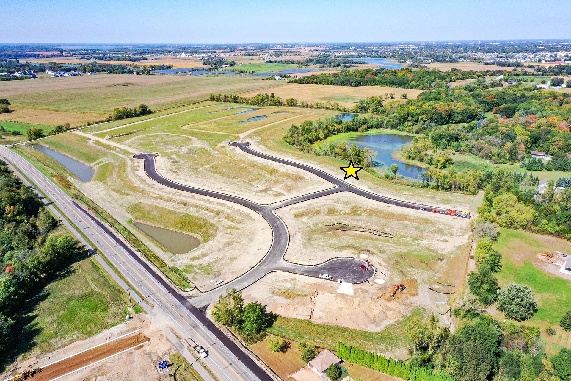 Amazing Pond View at 916 Kepler Ave NE in Oakview Ridge!