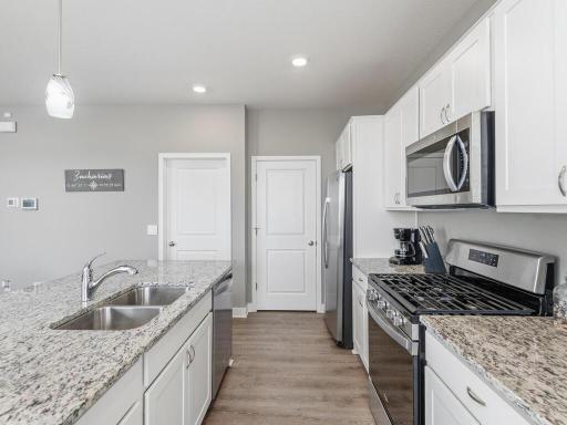 1048 Shoreview Drive, Jordan, MN 55352