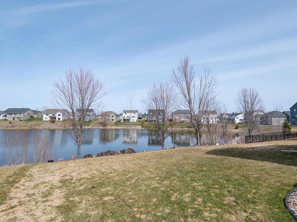1048 Shoreview Dr Jordan MN 55352 USA-033-018-Shoreview DrJordan33-MLS_Size.jpg